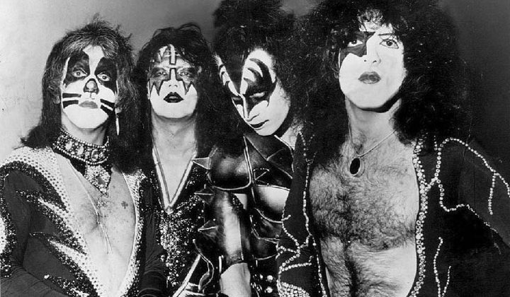 Kiss